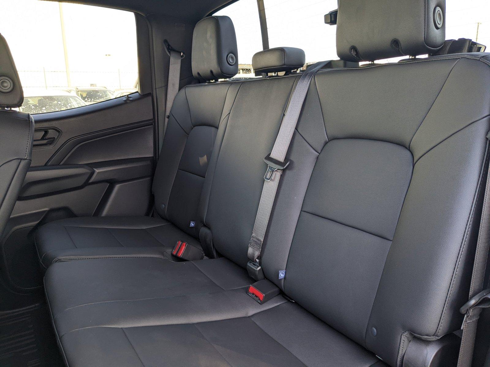 2024 Chevrolet Colorado Vehicle Photo in VALENCIA, CA 91355-1705