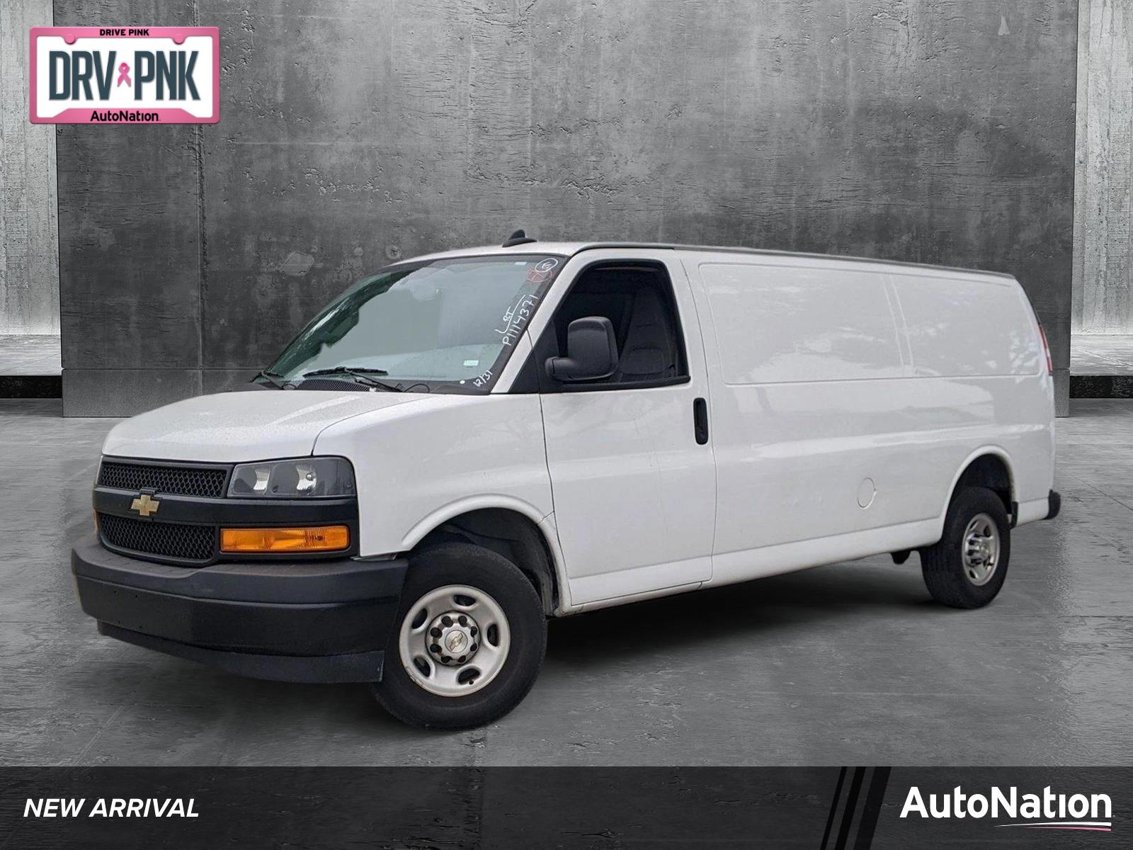 2023 Chevrolet Express Cargo 2500 Vehicle Photo in PEMBROKE PINES, FL 33024-6534