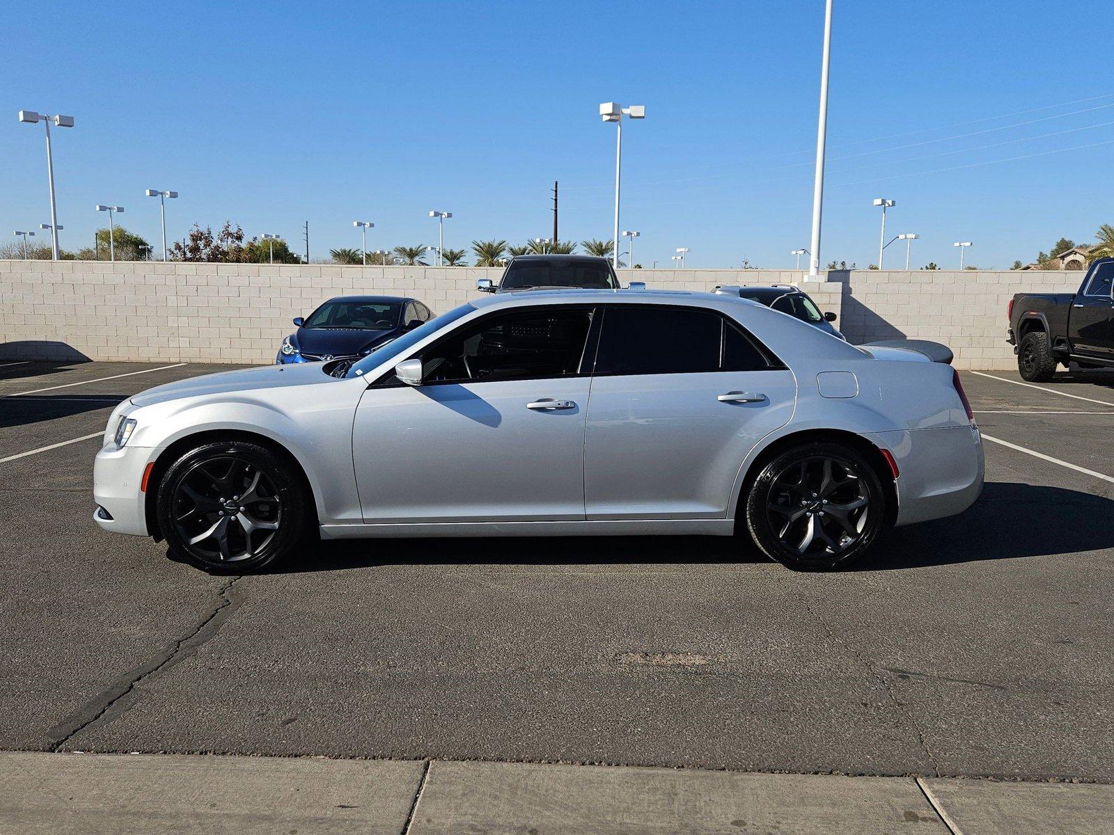 2022 Chrysler 300 Vehicle Photo in GILBERT, AZ 85297-0446