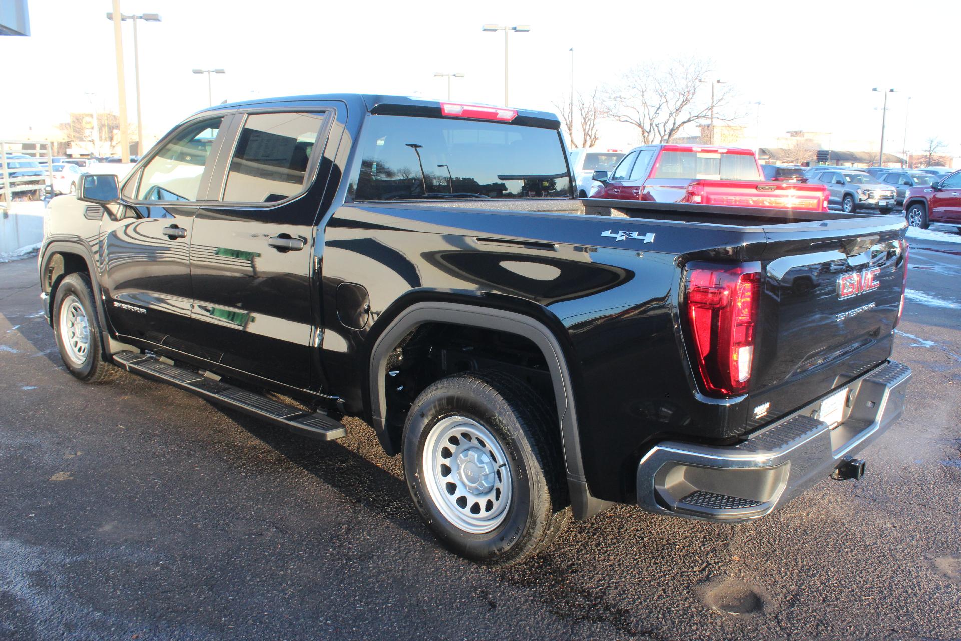 2025 GMC Sierra 1500 Vehicle Photo in AURORA, CO 80012-4011