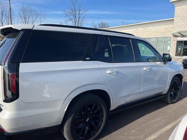 2022 Cadillac Escalade Vehicle Photo in TREVOSE, PA 19053-4984