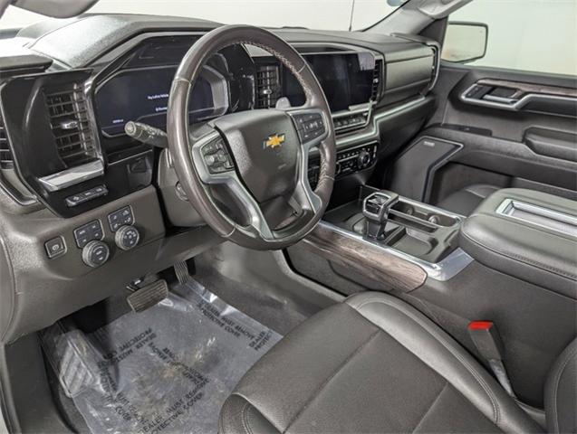 2022 Chevrolet Silverado 1500 Vehicle Photo in ENGLEWOOD, CO 80113-6708