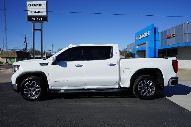 Used 2022 GMC Sierra 1500 SLT with VIN 1GTUUDED7NZ540621 for sale in Little Rock