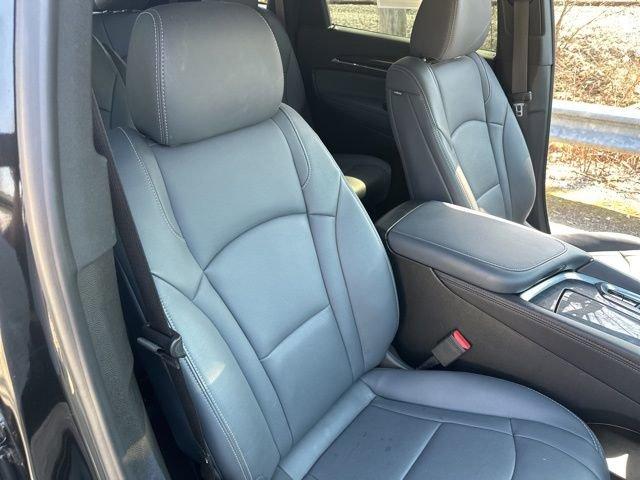 2022 Buick Enclave Vehicle Photo in MEDINA, OH 44256-9631