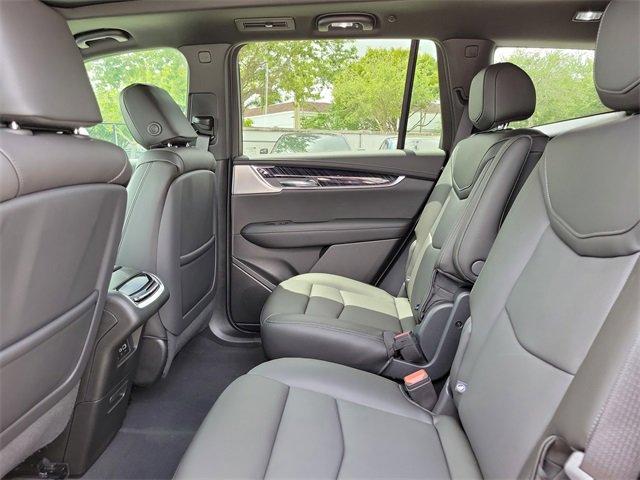 2025 Cadillac XT6 Vehicle Photo in SUNRISE, FL 33323-3202