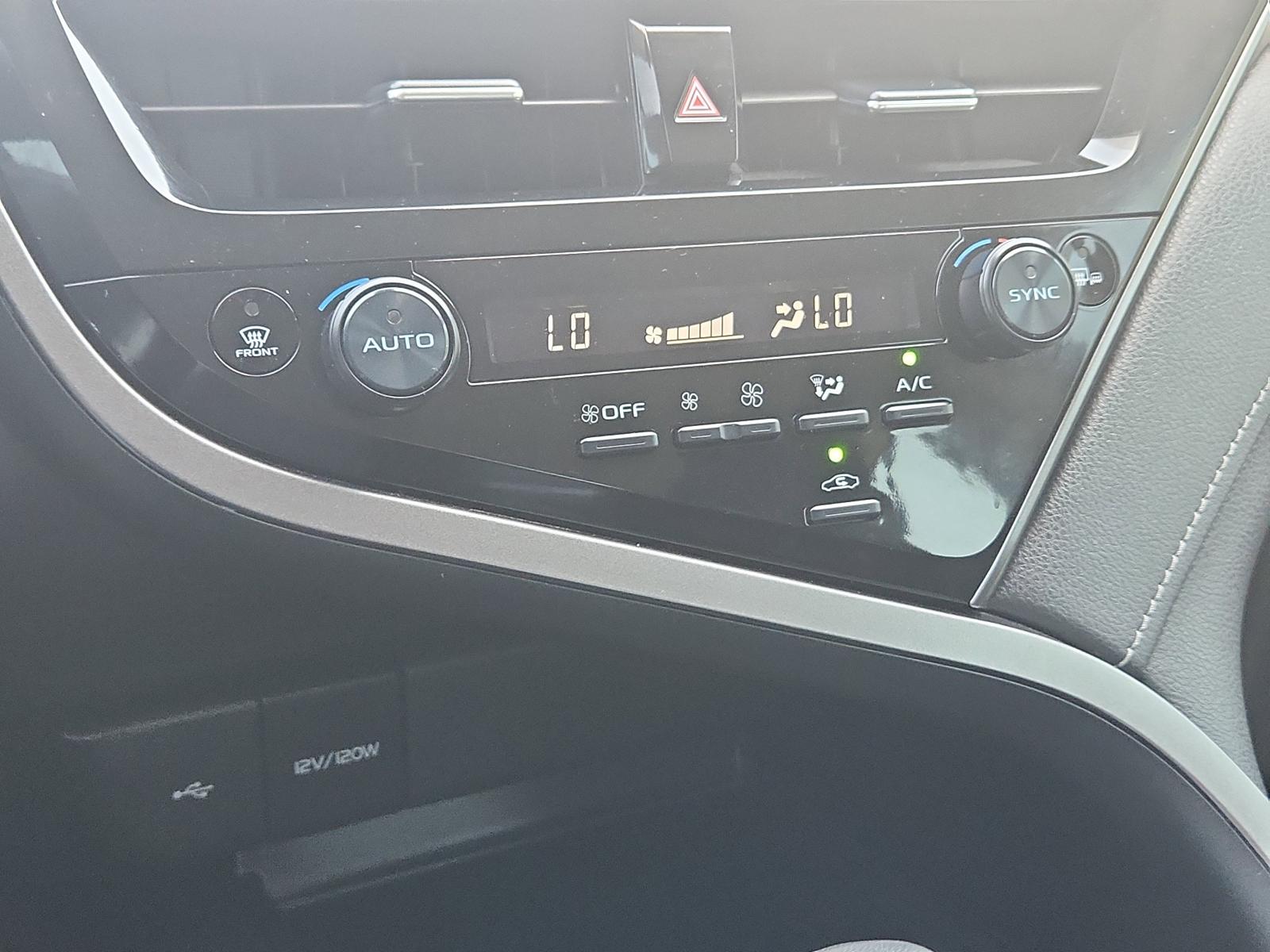 2024 Toyota Camry Vehicle Photo in Albuquerque, NM 87110
