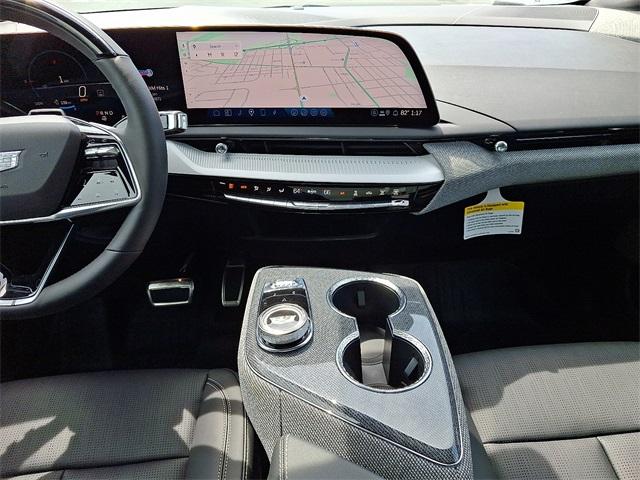 2025 Cadillac OPTIQ Vehicle Photo in ALLENTOWN, PA 18103-7399