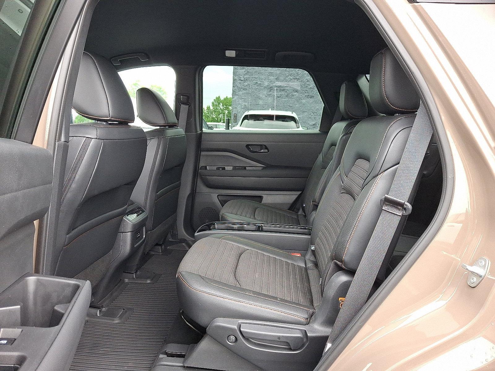 2023 Nissan Pathfinder Vehicle Photo in Mechanicsburg, PA 17050-2306