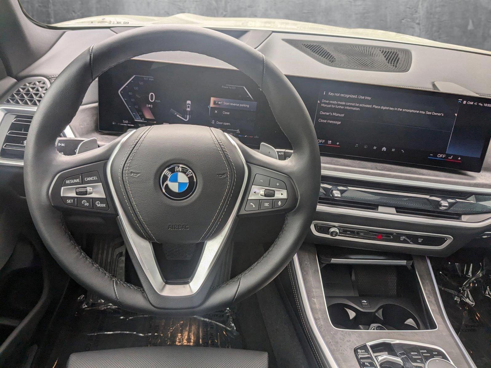 2025 BMW X5 sDrive40i Vehicle Photo in Valencia, CA 91355