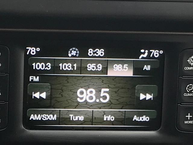 2017 Jeep Grand Cherokee Vehicle Photo in GREEN BAY, WI 54303-3330