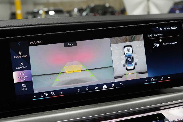 2023 BMW 760i xDrive Vehicle Photo in GRAPEVINE, TX 76051
