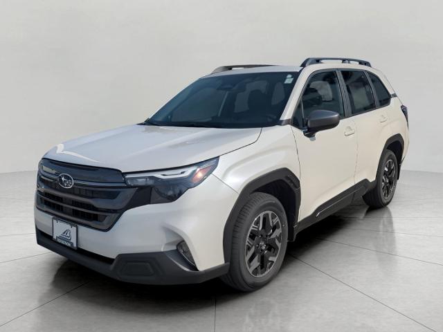 2025 Subaru Forester Vehicle Photo in Green Bay, WI 54304