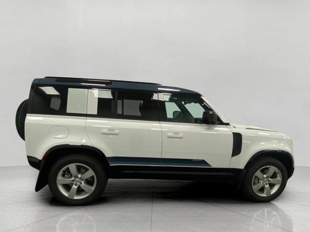 2025 Defender Vehicle Photo in Appleton, WI 54913