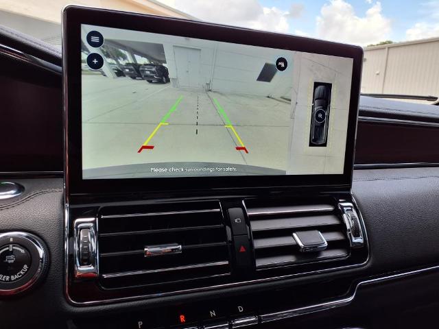 2023 Lincoln Navigator L Vehicle Photo in Tampa, FL 33612