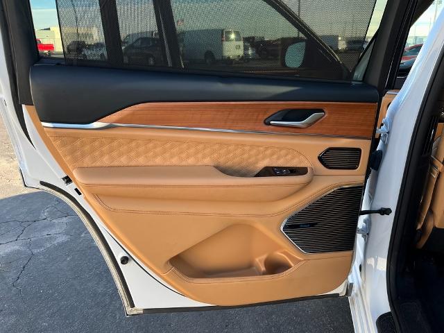 2021 Jeep Grand Cherokee L Vehicle Photo in GREEN BAY, WI 54304-5303