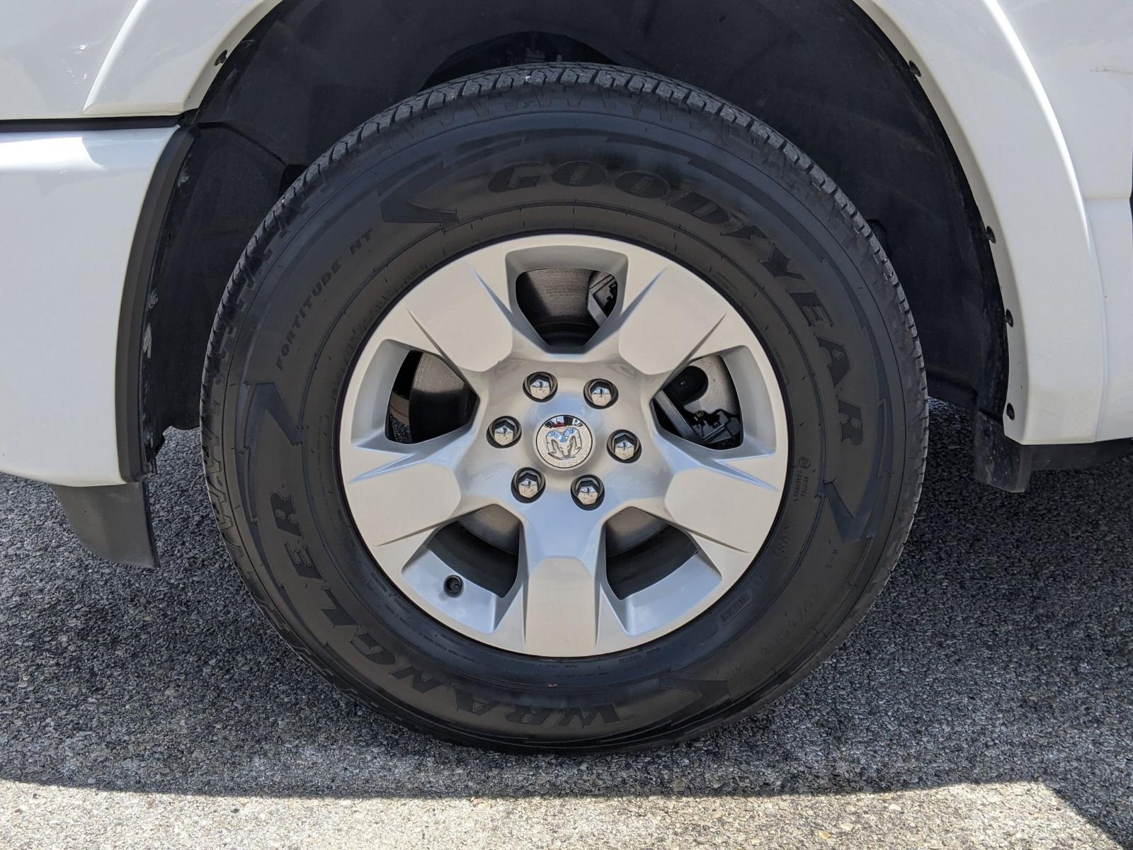 2025 Ram 1500 Vehicle Photo in Seguin, TX 78155