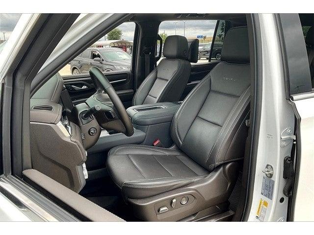 2024 GMC Yukon XL Vehicle Photo in Grapevine, TX 76051