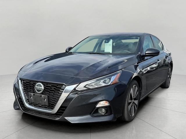 2019 Nissan Altima Vehicle Photo in Neenah, WI 54956