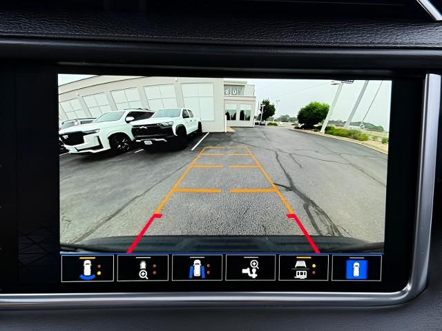2023 GMC Yukon XL Vehicle Photo in MADISON, WI 53713-3220