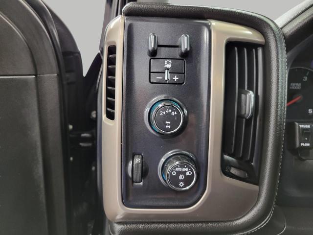 2017 GMC Sierra 3500 HD Vehicle Photo in NEENAH, WI 54956-2243