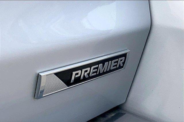 2018 Chevrolet Suburban Vehicle Photo in KANSAS CITY, MO 64114-4502