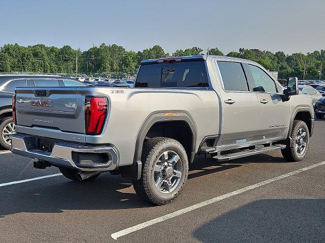 2025 GMC Sierra 2500 HD Vehicle Photo in TREVOSE, PA 19053-4984