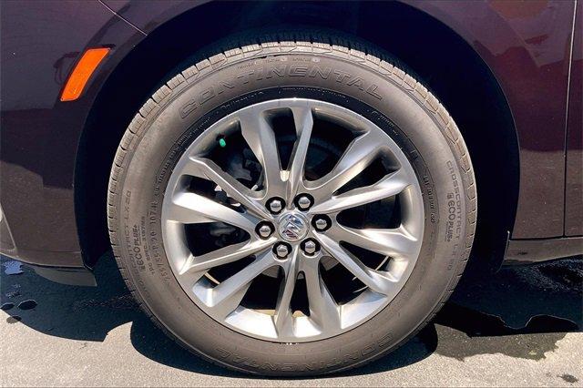 2024 Buick Enclave Vehicle Photo in TOPEKA, KS 66609-0000