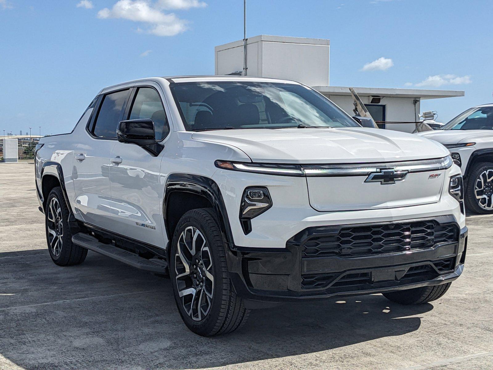 2024 Chevrolet Silverado EV Vehicle Photo in MIAMI, FL 33172-3015