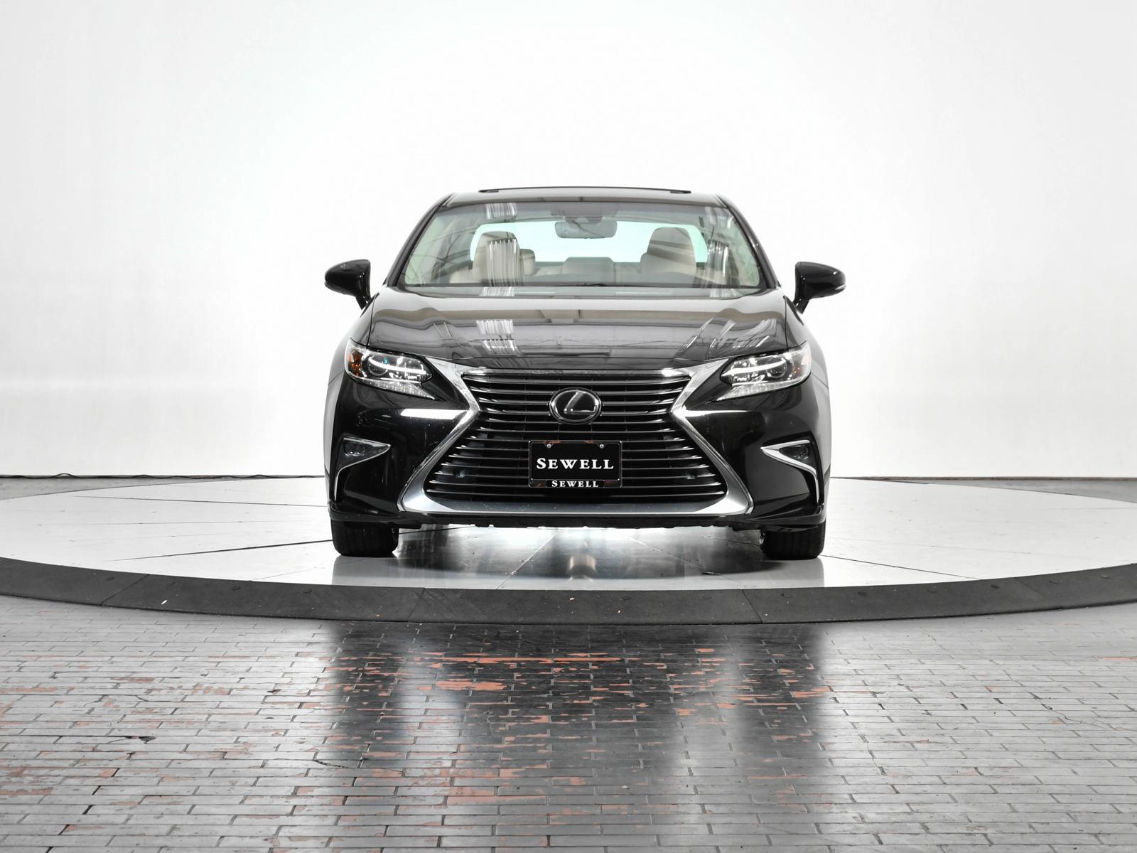 2017 Lexus ES 350 Vehicle Photo in DALLAS, TX 75235