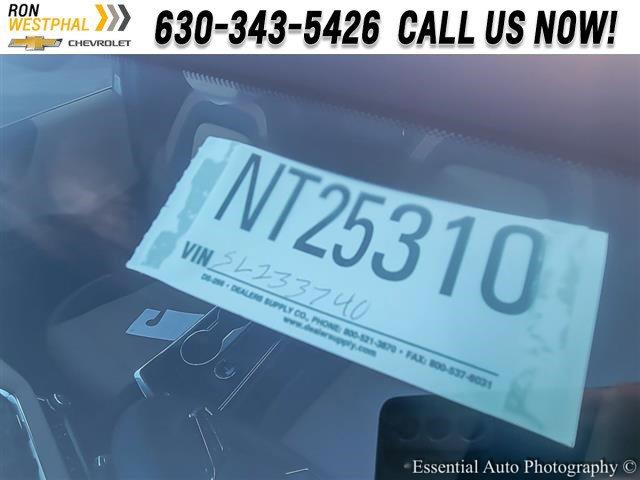 2025 Chevrolet Equinox Vehicle Photo in AURORA, IL 60503-9326