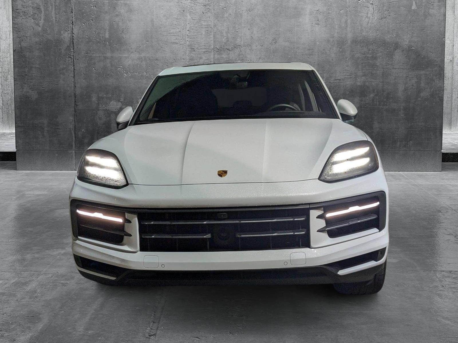 2024 Porsche Cayenne Vehicle Photo in Miami, FL 33169