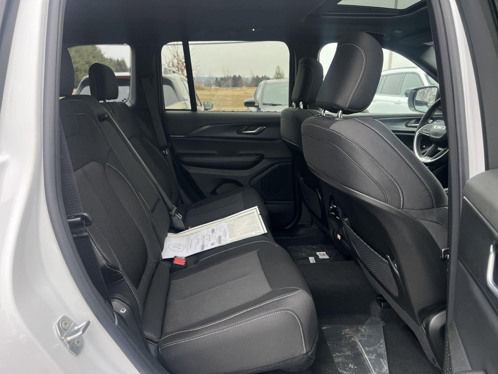 2025 Jeep Grand Cherokee Vehicle Photo in Mechanicsburg, PA 17050-1707