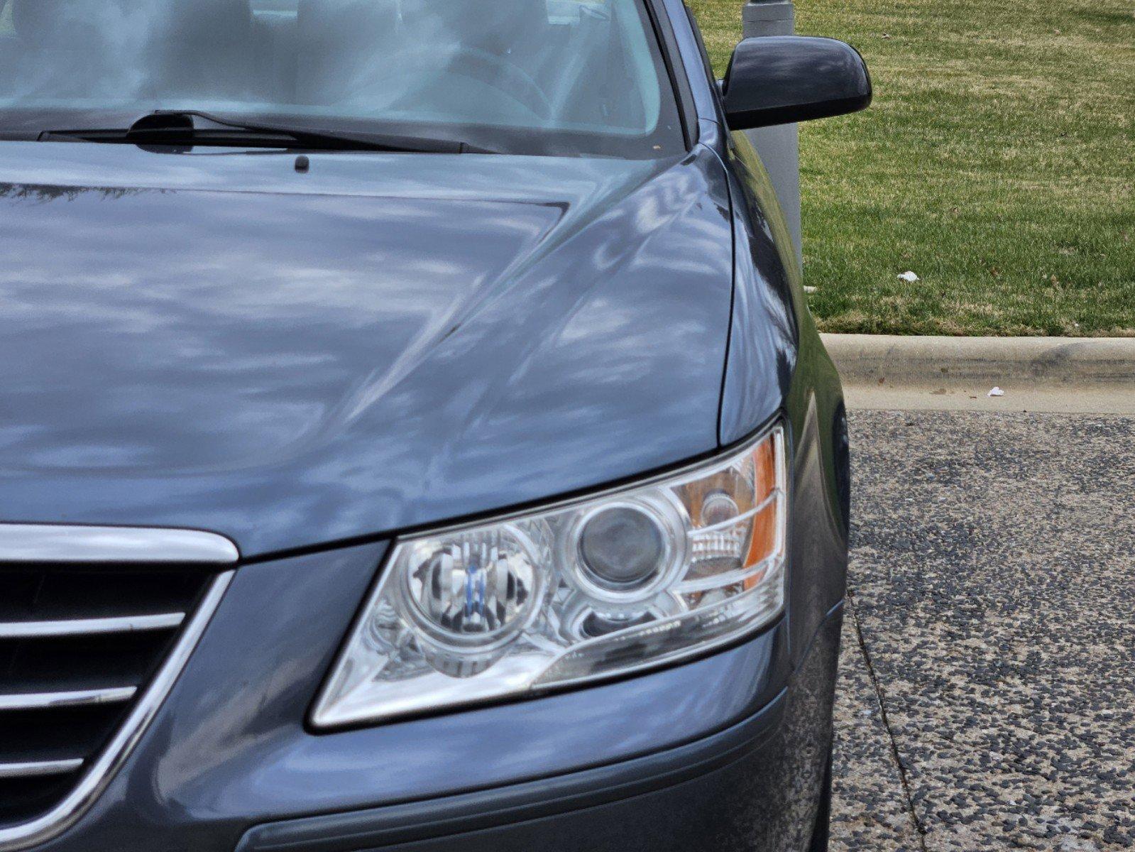 2010 Hyundai SONATA Vehicle Photo in FORT WORTH, TX 76132