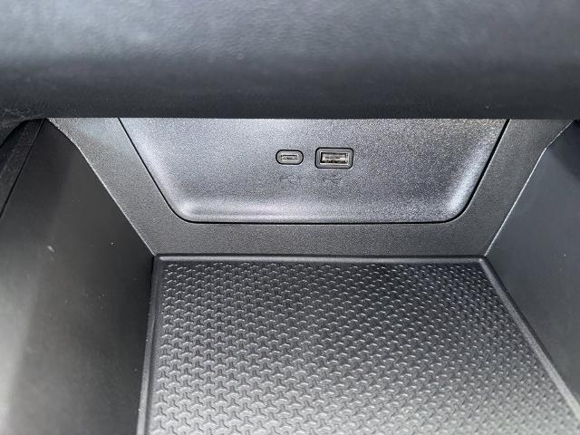 2025 Chevrolet Equinox Vehicle Photo in MANHATTAN, KS 66502-5036