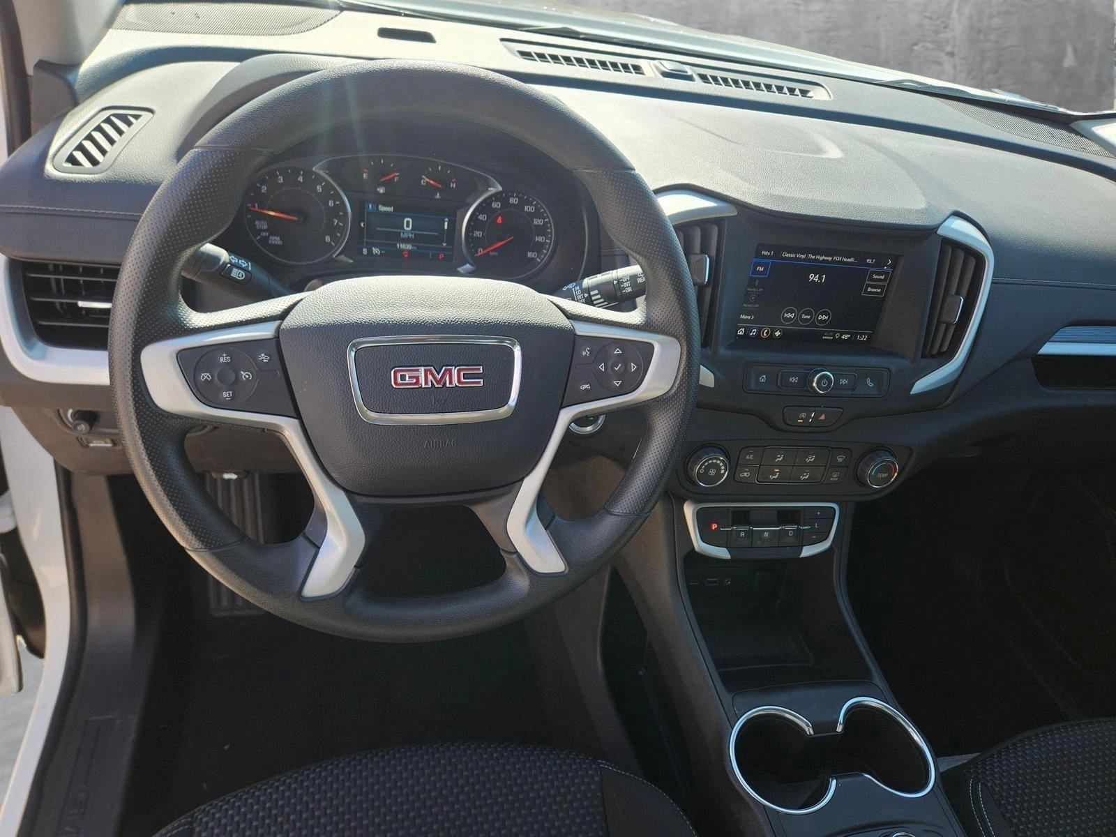 2024 GMC Terrain Vehicle Photo in NORTH RICHLAND HILLS, TX 76180-7199