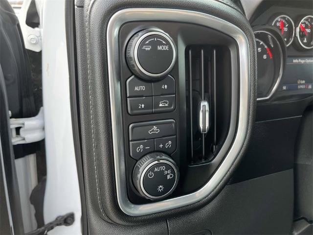 2021 Chevrolet Silverado 1500 Vehicle Photo in ALCOA, TN 37701-3235