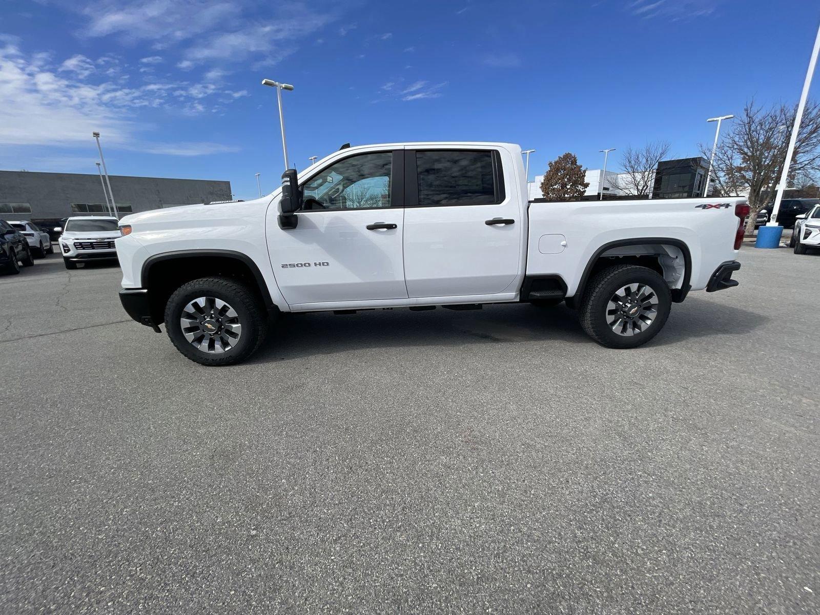 2024 Chevrolet Silverado 2500 HD Vehicle Photo in BENTONVILLE, AR 72712-4322