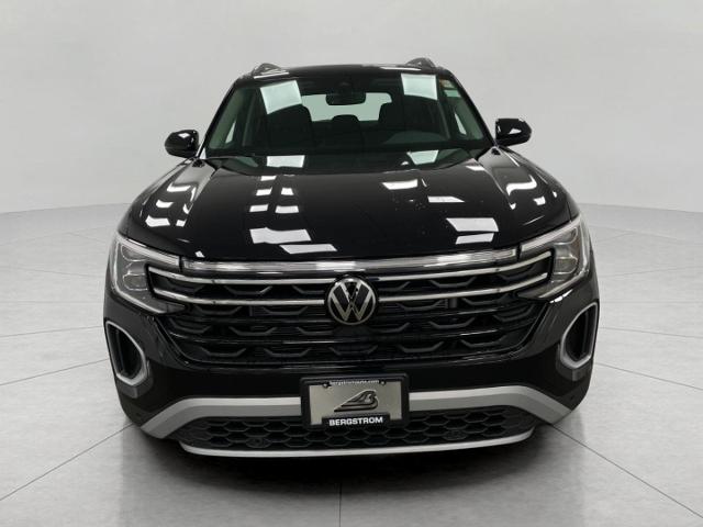 2025 Volkswagen Atlas Vehicle Photo in Appleton, WI 54913