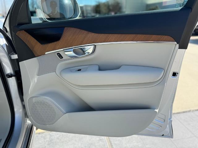 2022 Volvo XC90 Vehicle Photo in Grapevine, TX 76051