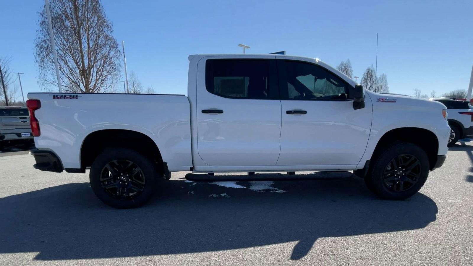 2025 Chevrolet Silverado 1500 Vehicle Photo in BENTONVILLE, AR 72712-4322