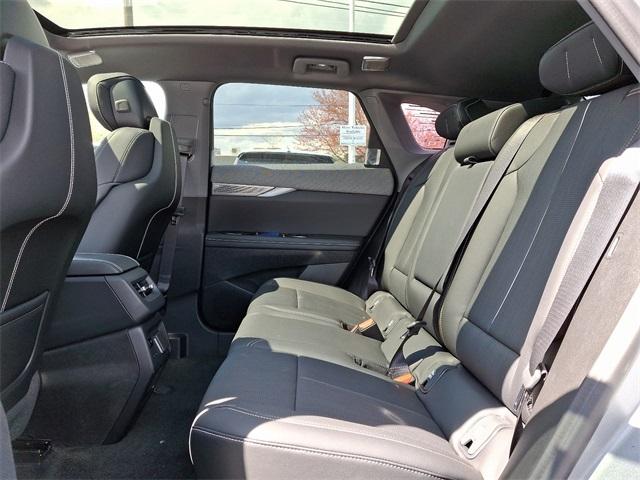2025 Cadillac OPTIQ Vehicle Photo in ALLENTOWN, PA 18103-7399