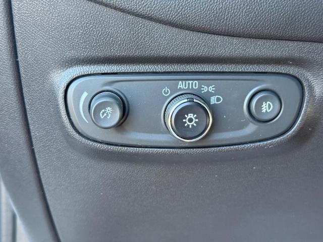 2020 Chevrolet Equinox Vehicle Photo in COLUMBIA, MO 65203-3903
