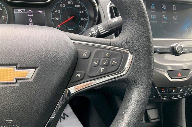 2018 Chevrolet Cruze Vehicle Photo in INDEPENDENCE, MO 64055-1377