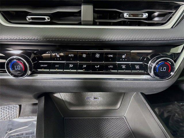 2025 Chevrolet Equinox Vehicle Photo in PUYALLUP, WA 98371-4149