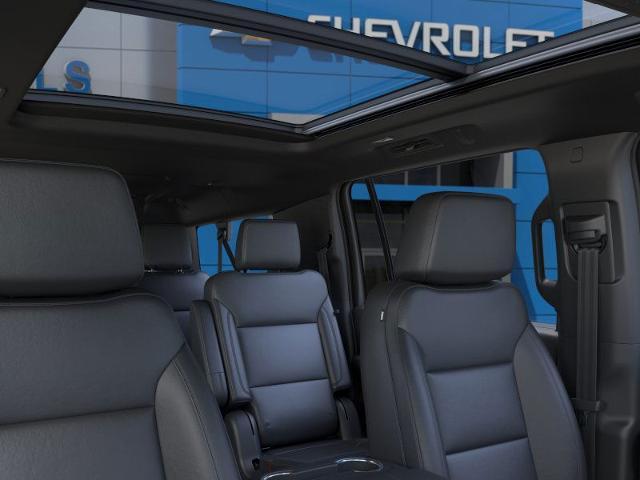 2025 Chevrolet Suburban Vehicle Photo in Roslyn, NY 11576
