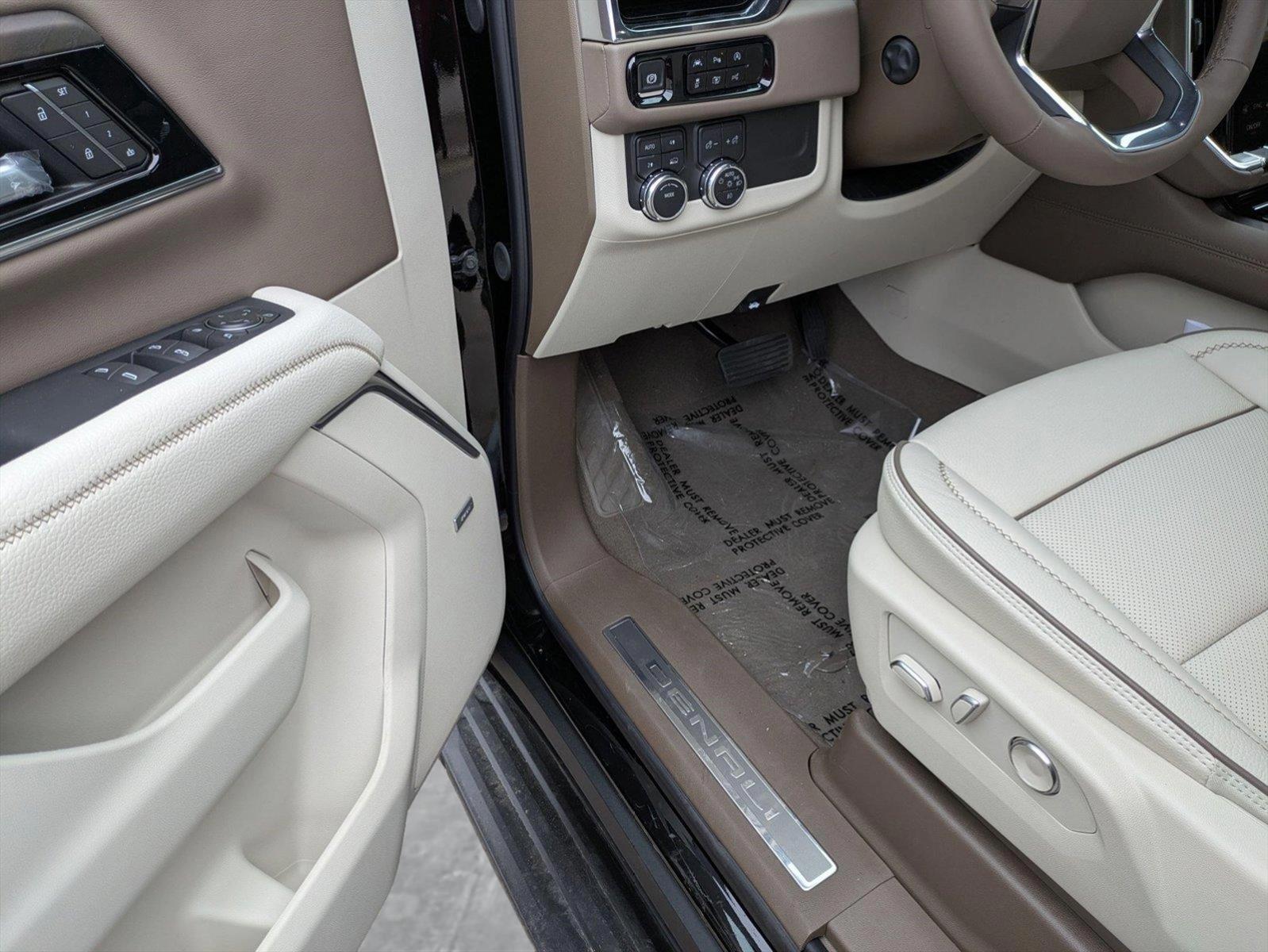 2025 GMC Yukon Vehicle Photo in GOLDEN, CO 80401-3850