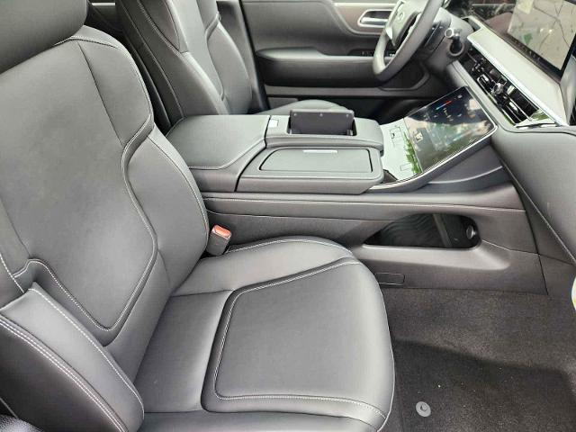 2025 INFINITI QX80 Vehicle Photo in Fort Worth, TX 76132