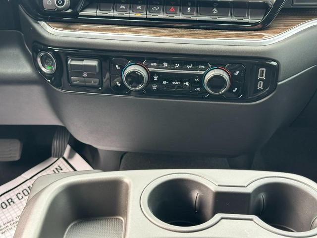 2025 Chevrolet Silverado 1500 Vehicle Photo in COLUMBIA, MO 65203-3903