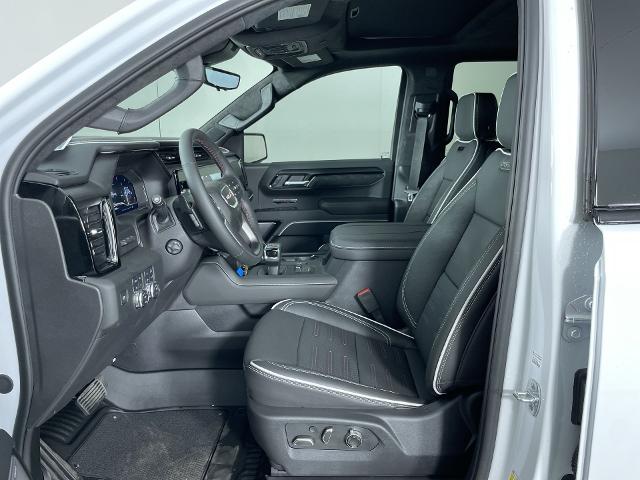 2025 GMC Sierra 1500 Vehicle Photo in GILBERT, AZ 85297-0402