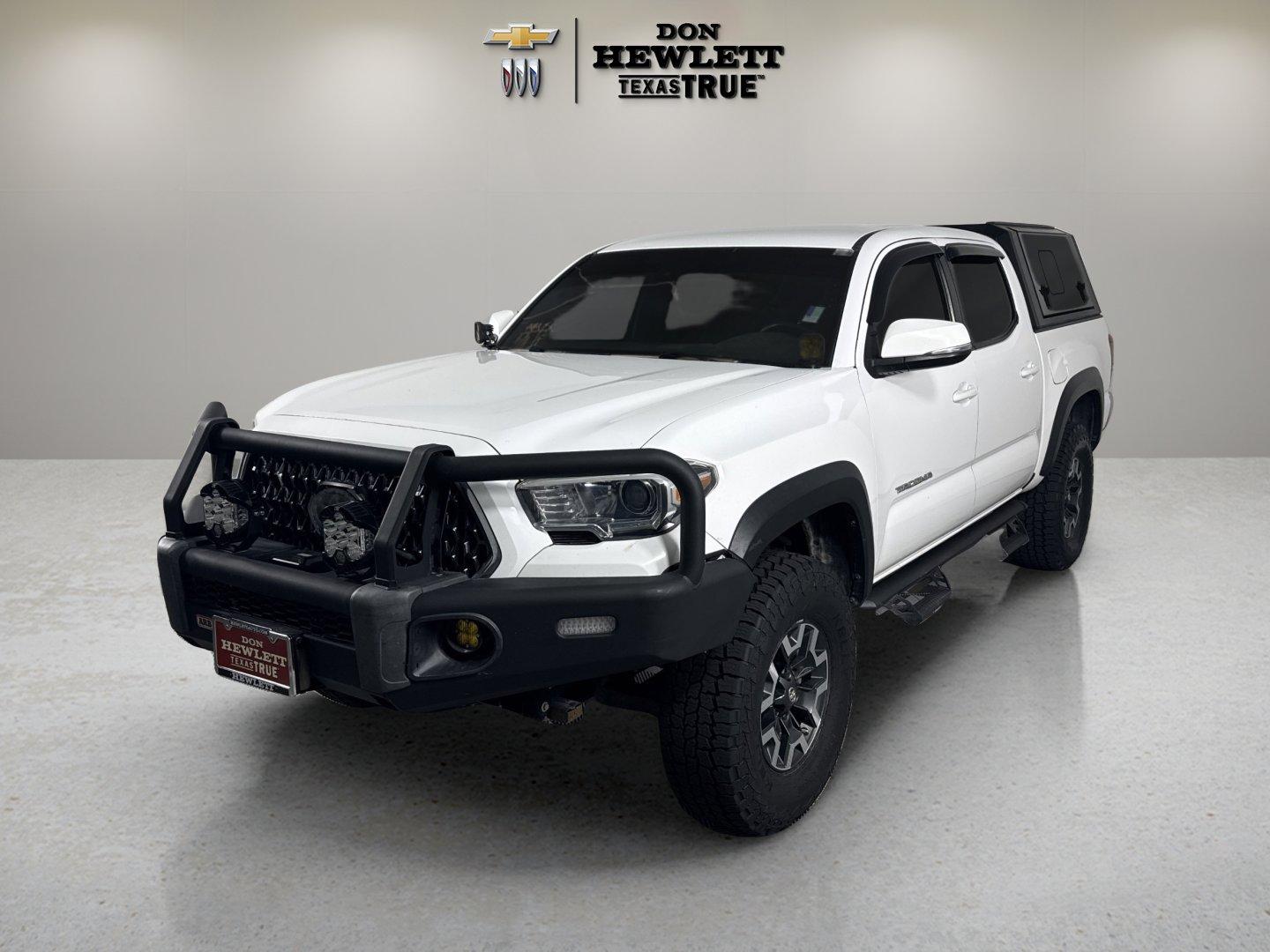2018 Toyota Tacoma Vehicle Photo in GEORGETOWN, TX 78626-7508